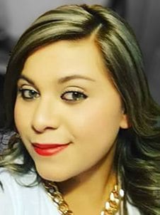 Conoce a Alejandra