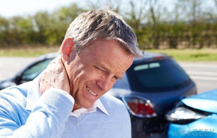 Auto Accidents: Neck Pain & Whiplash!