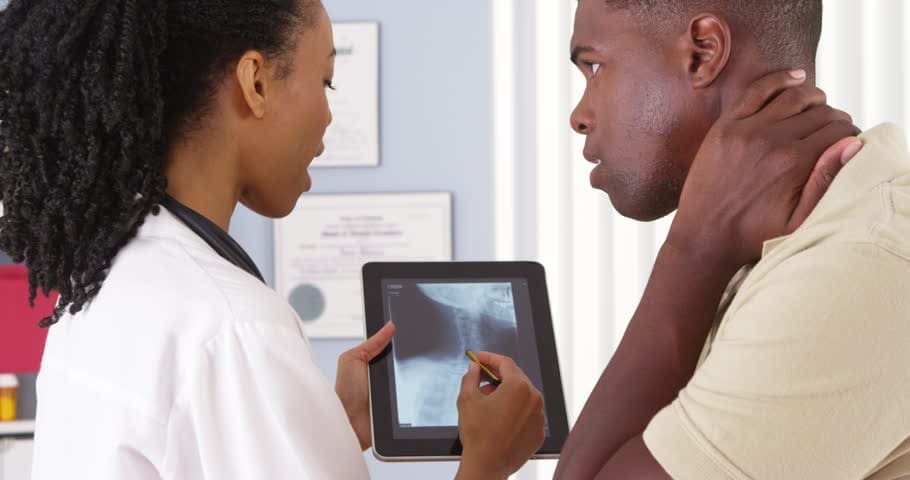 Whiplash Specialist: Identificar la Pérdida de la Curvatura Cervical